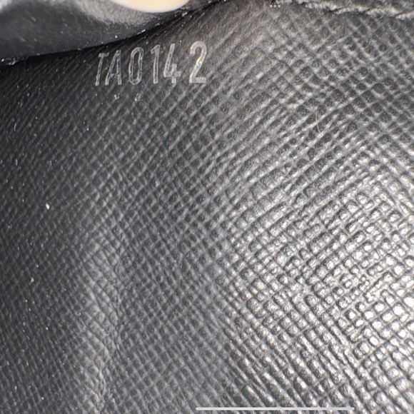 Louis Vuitton Epi Leather Long Wallet–Noir | Vintage Collector Piece | Full Set - Picture 16 of 16